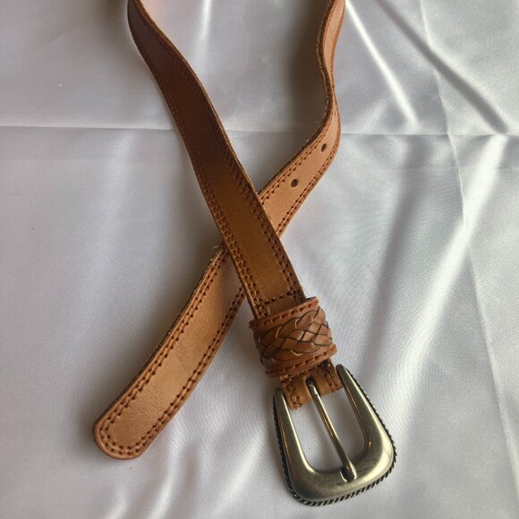 Liz Claiborne Genuine Leather Belt - Picture 3 of 10